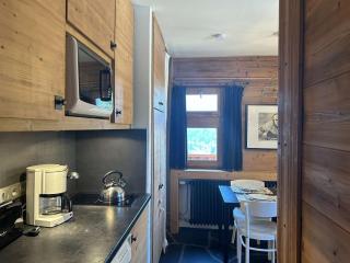 Studio/Coin montagne - 4 pers, proche pistes & commerces, balcon, parking, WIFI - Méribel - FR-1-180-599 - Les Allues - 2