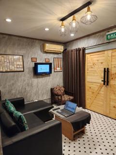 The Travellers House - Pet Friendly Accommodation - 8