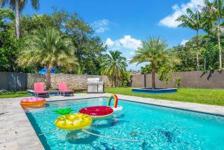 The Palms - Pool Table, Foosball Table, Heated Pool, Garden Relaxation Area - 1