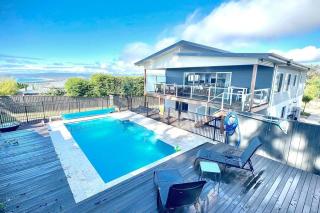 Allawah - 5 bedroom luxury home with a pool - Mirador - 0
