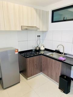 Molek Regency 2-3pax 100mbps Wifi - Johor Bahru - 2