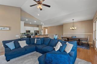 Upscale Huge Home 2 Decks w Views 2 Living Rooms - Spokane - 7