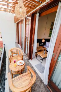 Neo Bintang Bungalow Cafe and Pool - Sanur - 7