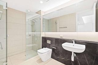 One Bedroom with Roof Top Pool - 7