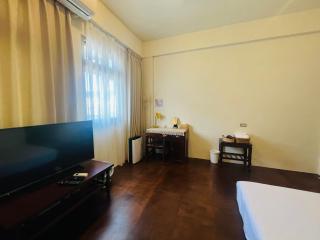 歇覺亭-鄰近夜市雙人包棟 - 6