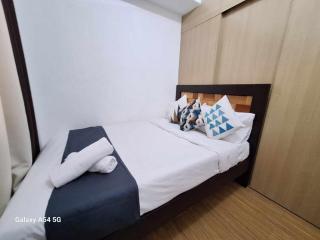 Bright and Cozy 1 Bedroom with Balcony Pool View and WiFi in Grace Residences - Manila - 2