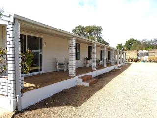 Passat Holiday Units - Unit 2 - Port Victoria - 6