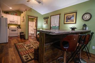 The Lil House - Robbinsville - 1