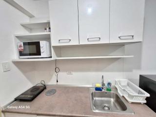 Pool View 1BR with WiFi in Grace Residence Taguig City - Manila - 5