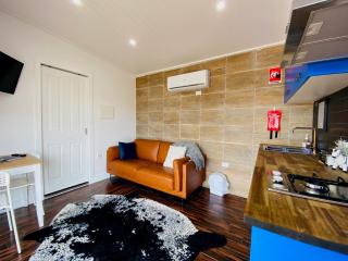 Rose Quartz - 1 Bed with Mountain Views - Kundalini Lodge - Grattai - 7