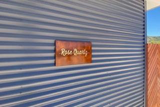 Rose Quartz - 1 Bed with Mountain Views - Kundalini Lodge - Grattai - 5