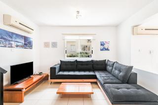 Villa Alysia by Ezoria Villas - 5