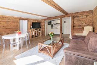 Haus Kirchplatz 4 by Zermatt Premium Apartments - Zermatt - 3