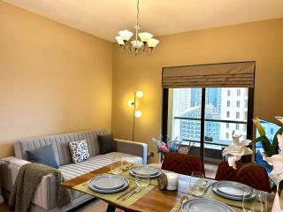 La buena vida holiday homes - Deluxe 3 bedroom apartment on the beach - Dubai - 9