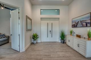 Villa Mangifera with Salt Water Pool & Spa, EV-Loading - 1