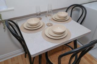 Cosy 1 Bedroom Top Floor Apartment on Edgware Road - Londra - 6