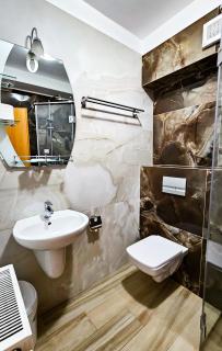 Hotel Eden - Sibiu - 1