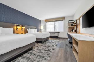 La Quinta Inn & Suites by Wyndham San Jose Airport-Downtown - 0