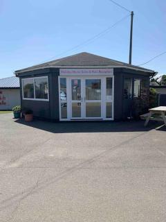 Classic Seaside Holiday Home in Hemsby - 1