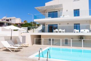 Edilia Vacanze - Exclusive Pool Home - 9