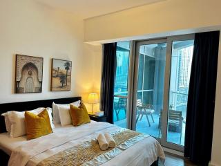 La Buena Vida Holiday Homes - Exquisite Spacious Luxe 1BR Apt , Full Marina View, Kitchen, 5 Min to Beach, JBR and Marina - 8