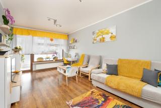 Comfortable Wojskowa Apartment by Noclegi Renters - Poznań - 0
