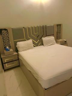 Elegant Guest House Karachi - Karatschi - 1