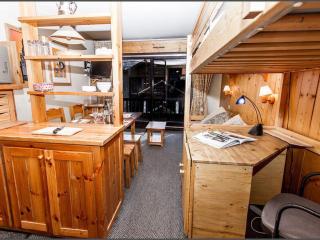 Studio Cabine Confort · Centre de Val d'Isère · Balcon Sud · Près des Pistes - FR-1-518-122 - 1