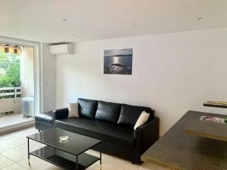 Grand studio Standing avec terrasse et parking - Sainte-Maxime - 4