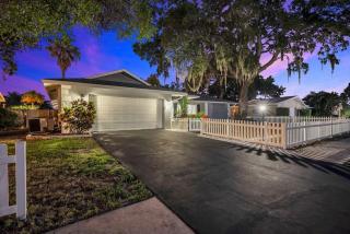 Heated Pool House: Beach 3Miles · Bar · BBQ & GYM! - 9