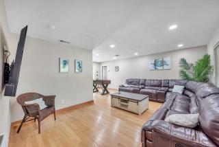 Heated Pool House: Beach 3Miles · Bar · BBQ & GYM! - 1