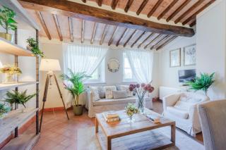 Maria Farmhouse Apartment in Wine Resort in Lucca - Lucques - 2