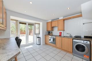 Wenlock House - Spacious 3bed in West Bridgford - 0