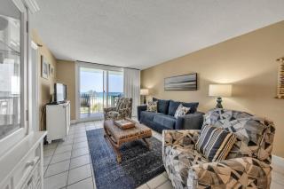 Destin on the Gulf 403 - This is a beautiful beach front condo with a great view of the gulf - Destin - 4