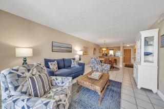 Destin on the Gulf 403 - This is a beautiful beach front condo with a great view of the gulf - Destin - 2