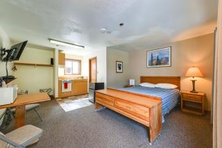 Mtn Views & Near River! Cozy Cooper Landing Haven - 7