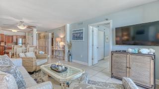 Destin on the Gulf 703 - Gulf Front Property 7th Floor - 1