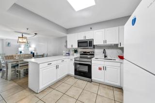 BeachCrest 101 - Directly on the beach in the heart of Seagrove Beach along 30A - Santa Rosa Beach - 8