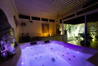 Luxury Duplex - Private Jacuzzi - Center Hivernage - 9