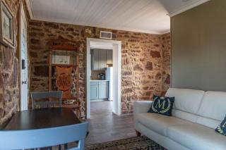The Mildred Guest Haus - Mason - 4