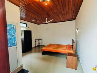 Ajith Homestay - Hikkaduwa - 9