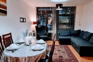 Entire Home in East London E3 near Bromley By Bow Station - Londra - 3