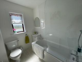 Self Catering house with lovely sea views, 44 Back - 1