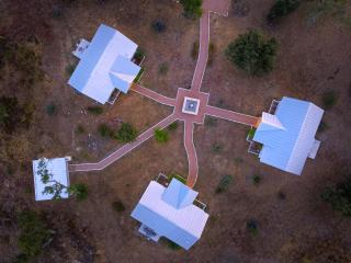 Luxury Cottage with Views-Fireplace-Spa Bath - Fredericksburg - 1
