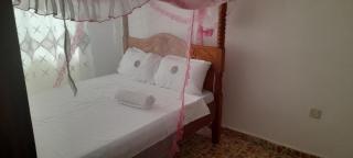 Tranquil Terrace Cottages Diani - Diani Beach - 4