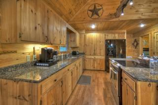 ESCAPE & ENJOY! HAVEN Cabin with Game Room & Hot Tub - Blue Ridge - 2
