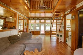 Waterfront Nobleboro Cottage with Kayaks and Boat Dock - 5