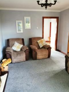 Lynn's Lodge, International Airport 15mins - Randalstown - 6