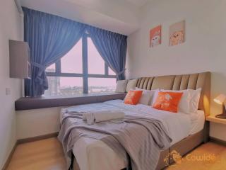 Hotpot In the Sky - RiverView In City by Cowidea - 2