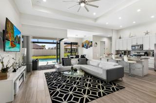 Perfect Oasis Retreat ! 2023 Luxury Built Home, Heated Pool and Games - Cape Coral - 0